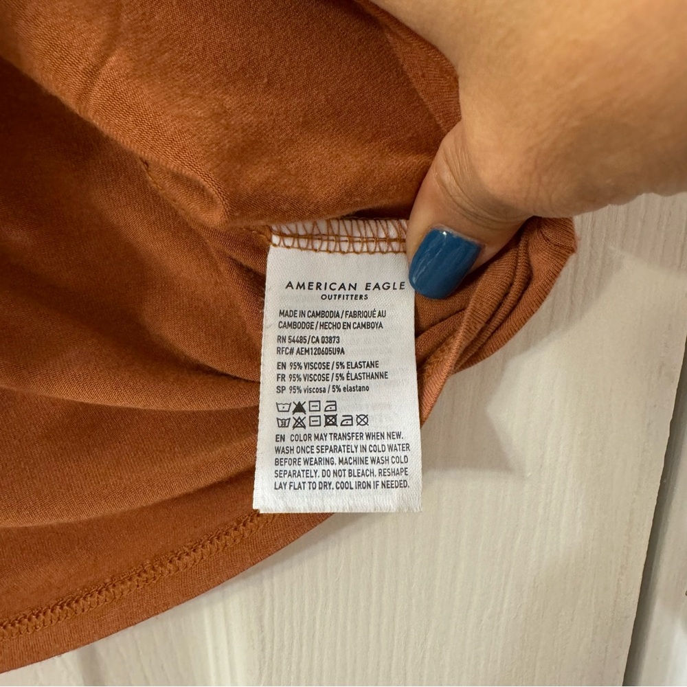 💜 2/$15 American Eagle Soft And Sexy short sleeves Brown shirt - Picture 5 of 5